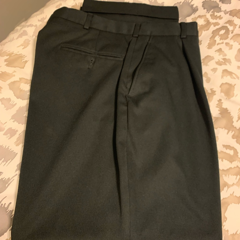 Men’s dress pants Black polyester Size 34 X 30